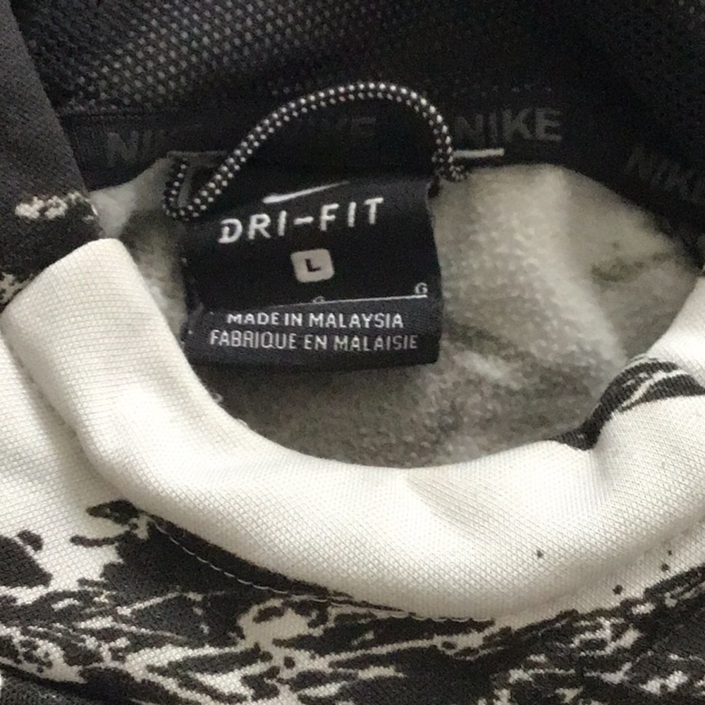 Nike jacket - Picture 2 of 2